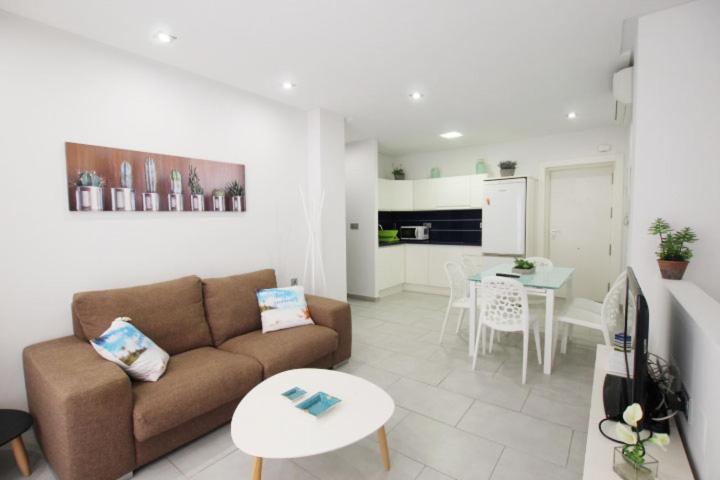 Apartamento Bajo 2 Duplex Marjal Playa Centro De Guardamar กวาร์ดามาร์เดลเซกูรา ภายนอก รูปภาพ